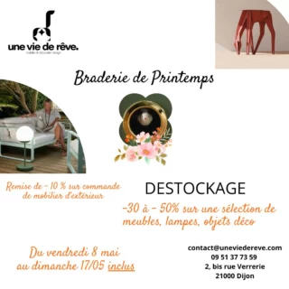 Instagram post from galerieuneviedereve. This post is in position 2.